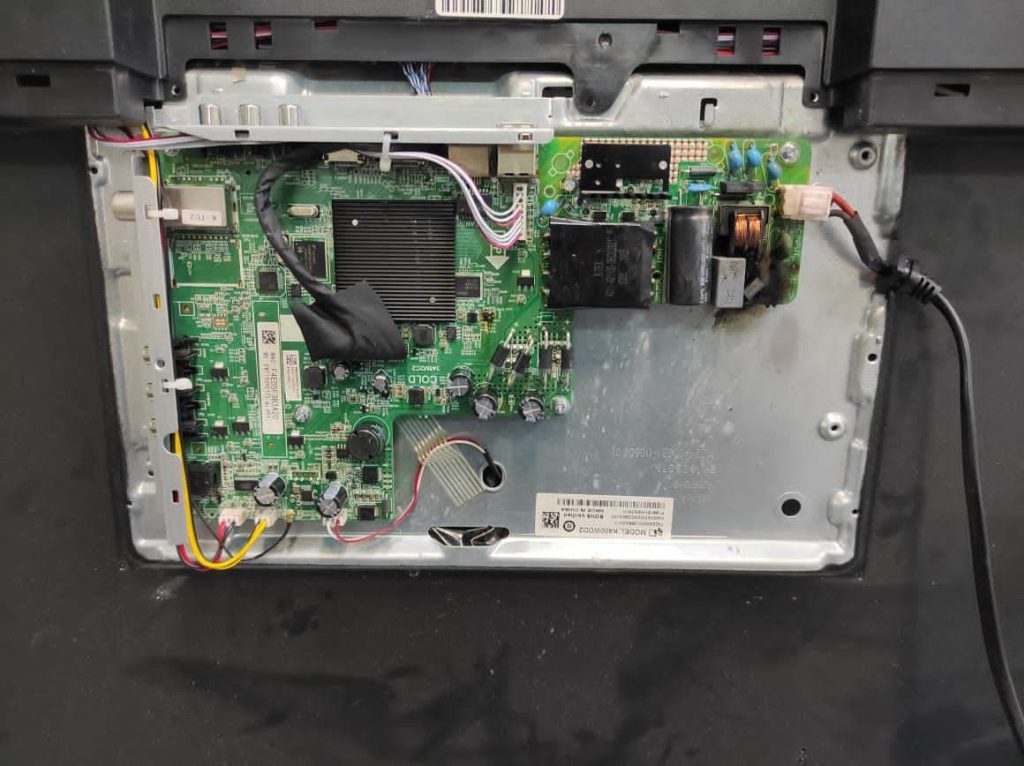 درخواست مین برد فیلیپس 40PFT5883