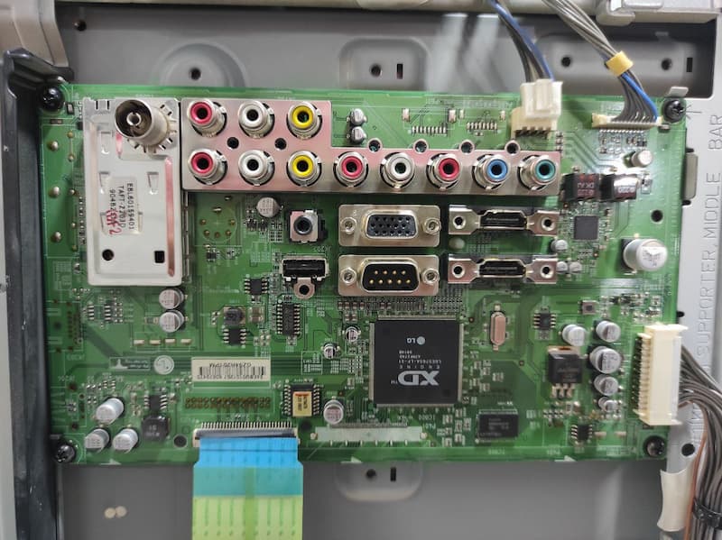 درخواست مین ال جی 32LH200R