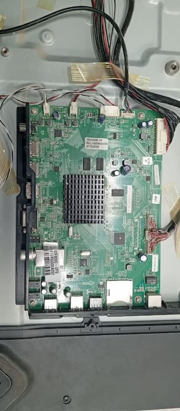 درخواست مین برد دوو 42F8000