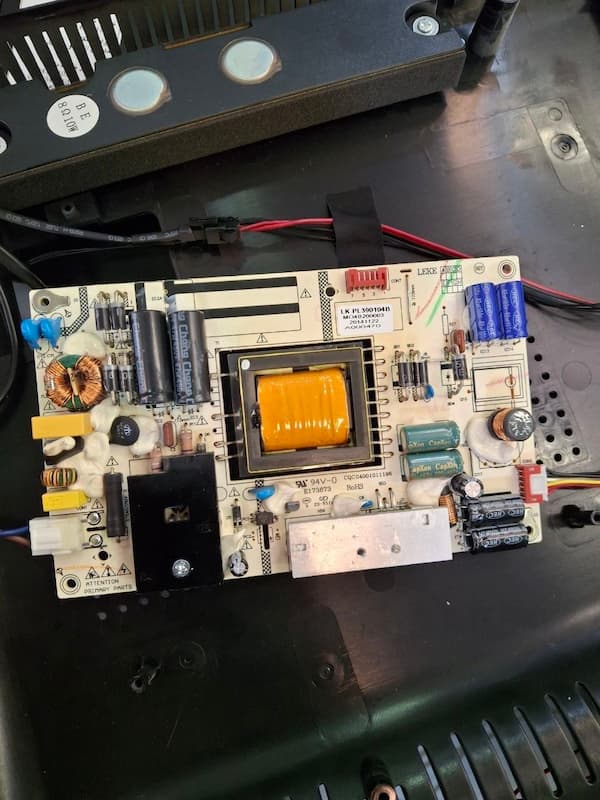 درخواست برد تغذیه ایکس ویژن XS4020