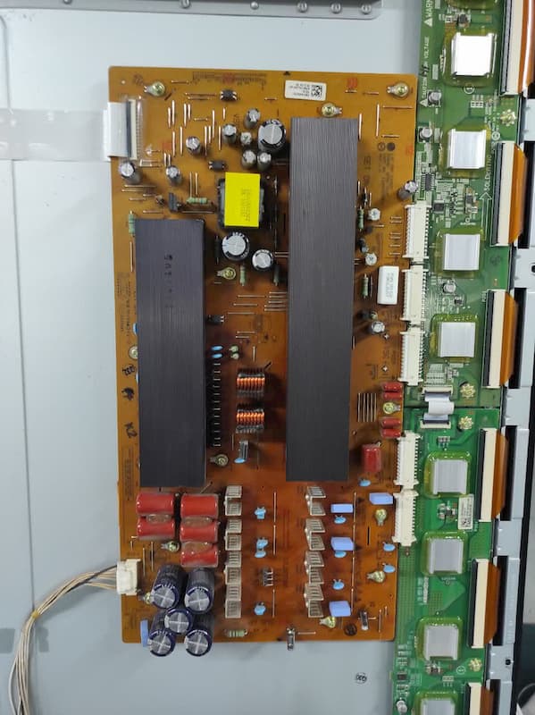 درخواست برد Y ال جی 60PN65000